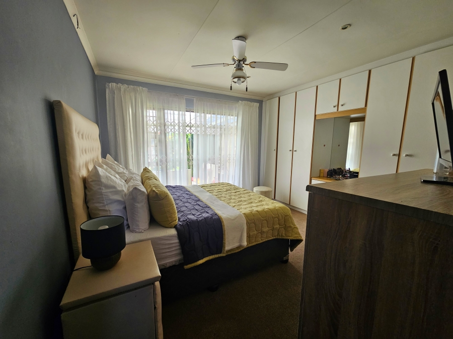 To Let 3 Bedroom Property for Rent in Beacon Bay Eastern Cape